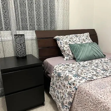 Sea View Near Mall Апартаменты Пафос