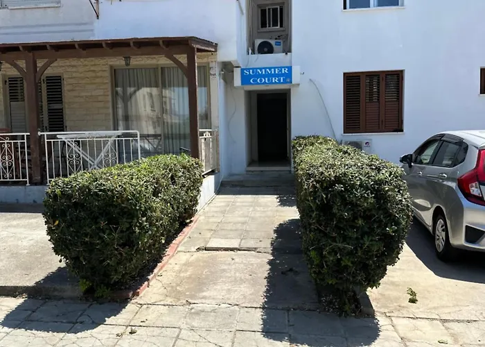 Sea View Near Mall شقة